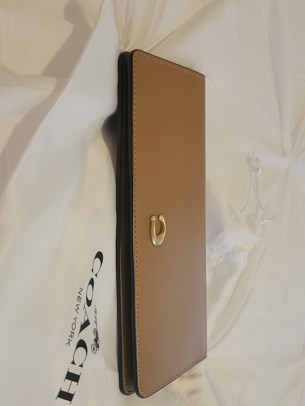 Coach Essential slim wallet in Honey Brown - Picture 4 of 11